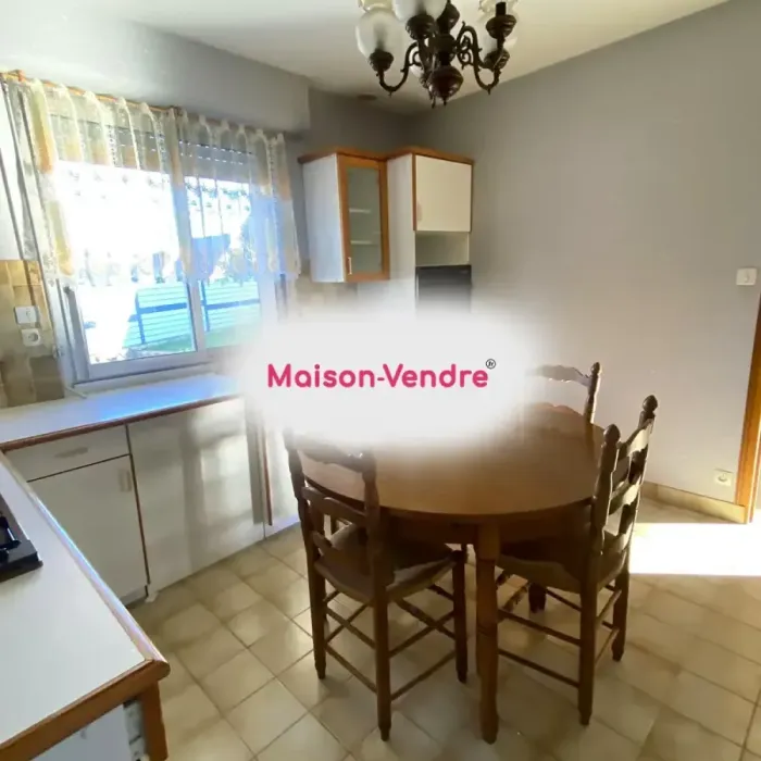 Maison 5 pièces Bourg-Blanc à vendre