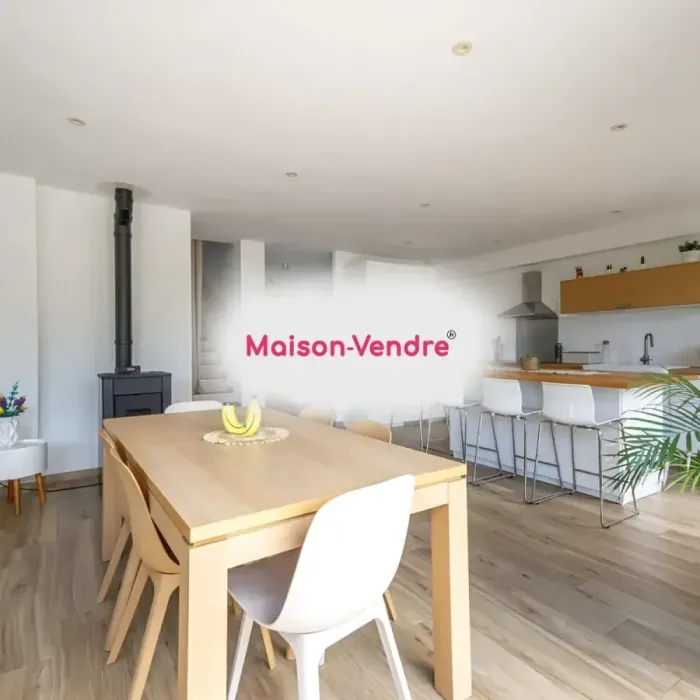 Maison 5 pièces Villetelle à vendre