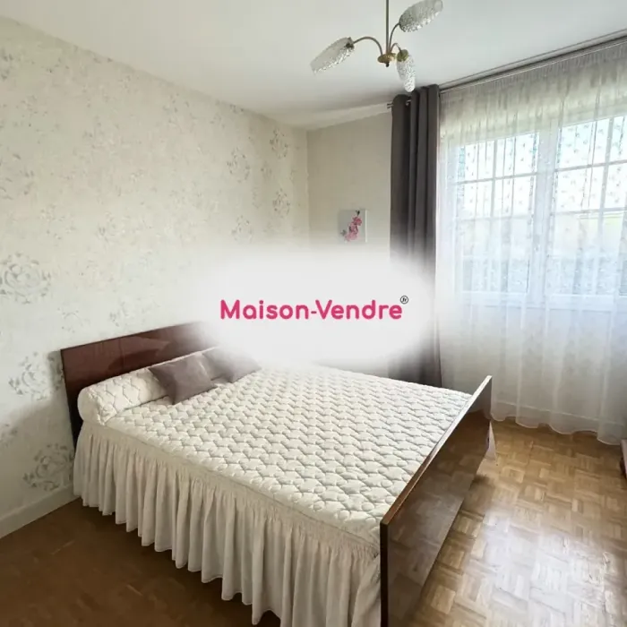 Maison 8 pièces Milizac à vendre