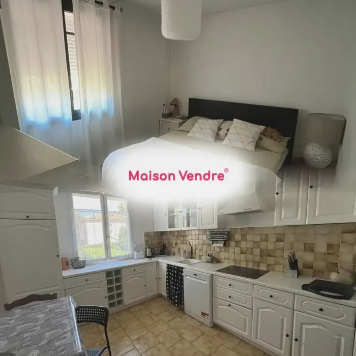 Maison 8 pièces 190 m2 Saint-Cyr-sur-Mer à vendre