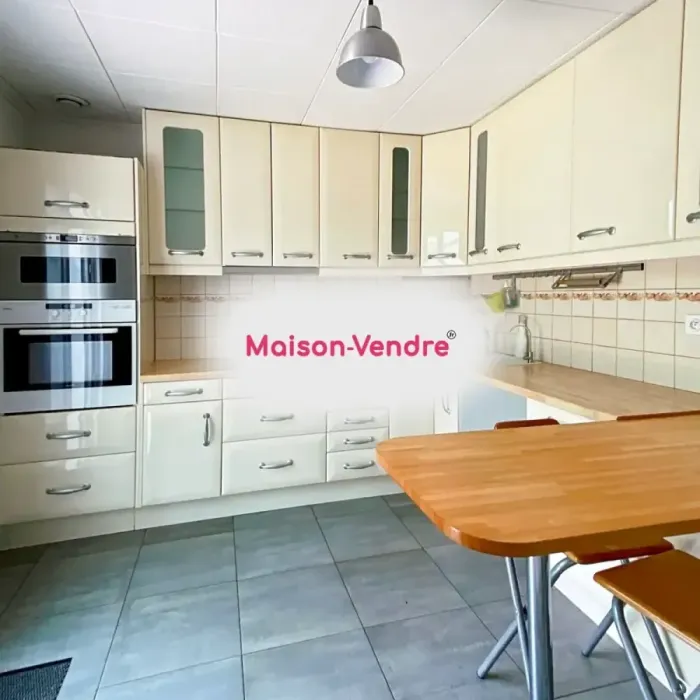 Maison 5 pièces Montainville à vendre