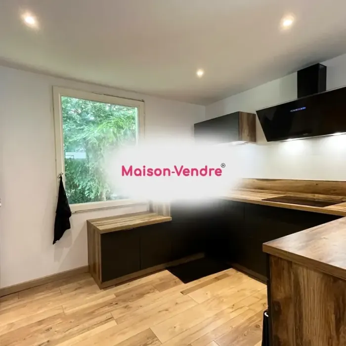 Maison 5 pièces Entre-deux-Guiers à vendre