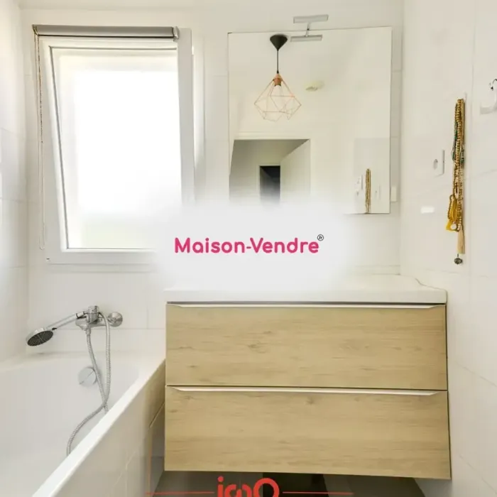 Maison 3 pièces 69 m2 La Fare-les-Oliviers à vendre