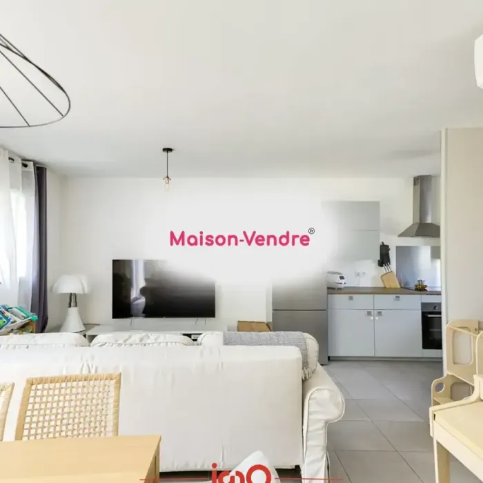 Maison 3 pièces 69 m2 La Fare-les-Oliviers à vendre