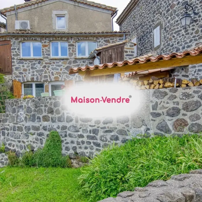 Maison 3 pièces Rochessauve à vendre