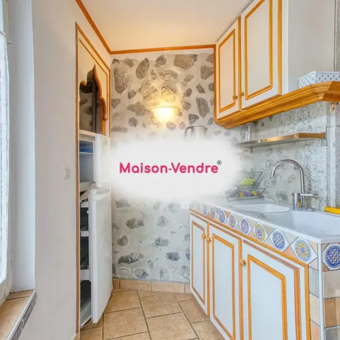 Maison 3 pièces Rochessauve à vendre