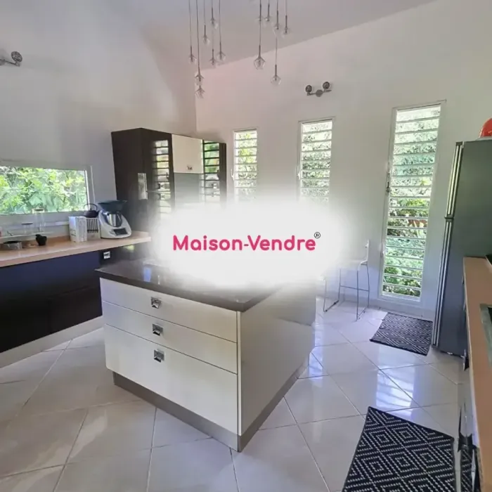 Maison 6 pièces Cayenne à vendre