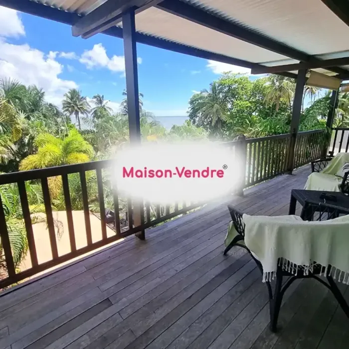 Maison 6 pièces Cayenne à vendre