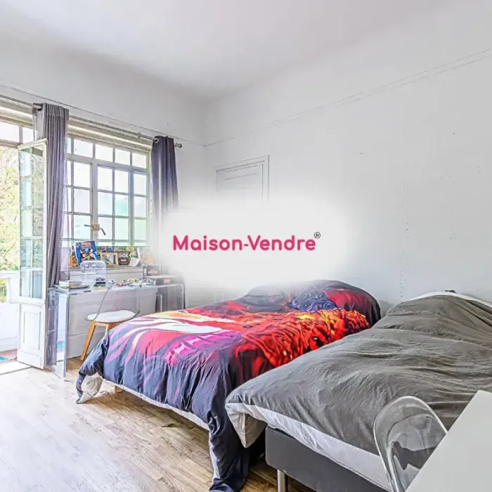 Maison 7 pièces 360 m2 Saint-Maurice à vendre