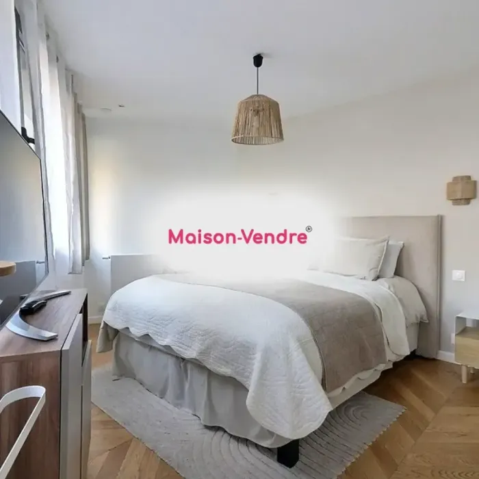 Maison 6 pièces Paris 19 à vendre