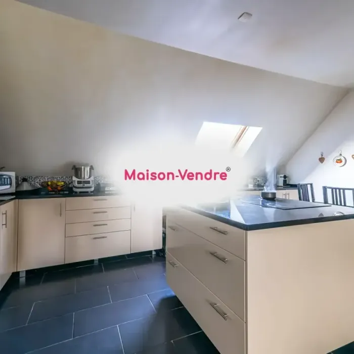 Maison 4 pièces Émerainville à vendre