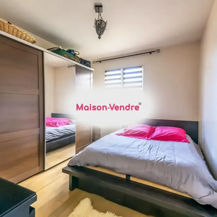 Maison 4 pièces Émerainville à vendre