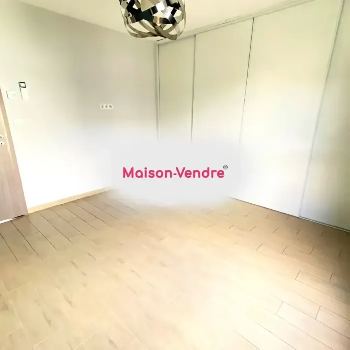 Maison neuve 5 pièces 437 m2 à vendre